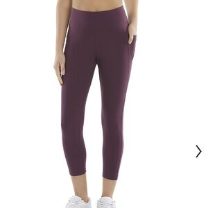 Women's Danskin Curvy Cropped Leggings